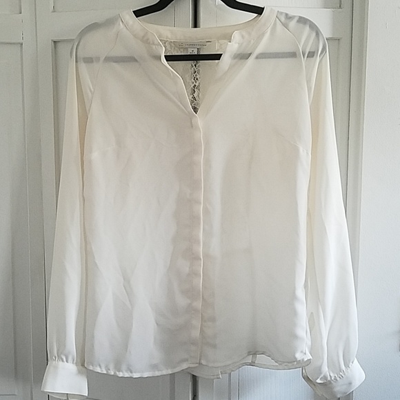 ❌SOLD❌ Lauren Conrad Lace Back Blouse - Picture 2 of 5